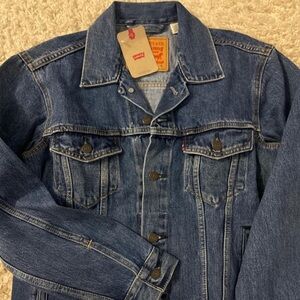 Levi’s Women’s Jacket SMALL